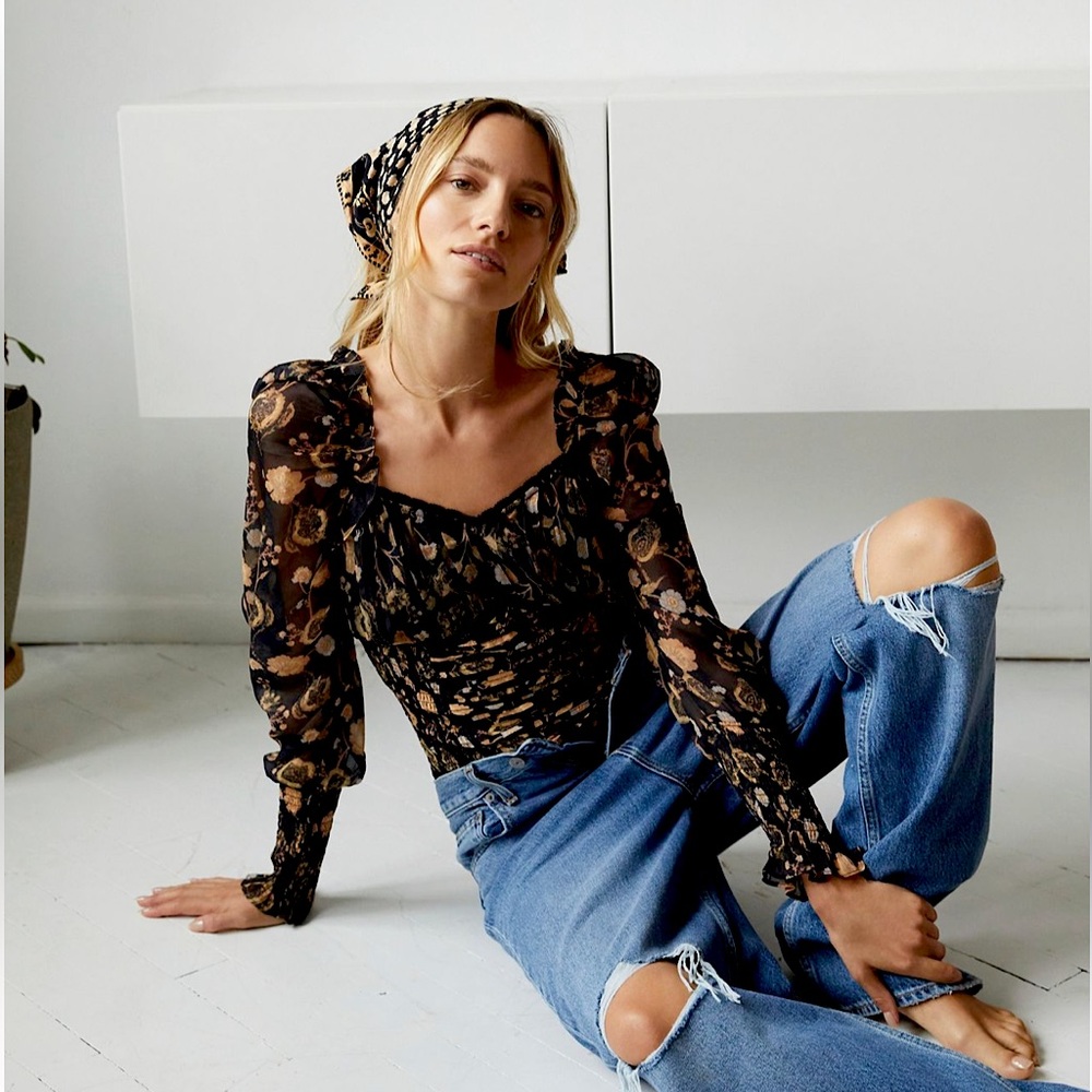 NWT FREE PEOPLE Brunch Date Floral Bodysuit Black Size Small